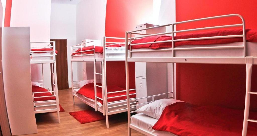 Big City Hostel Wroclaw Ruang foto