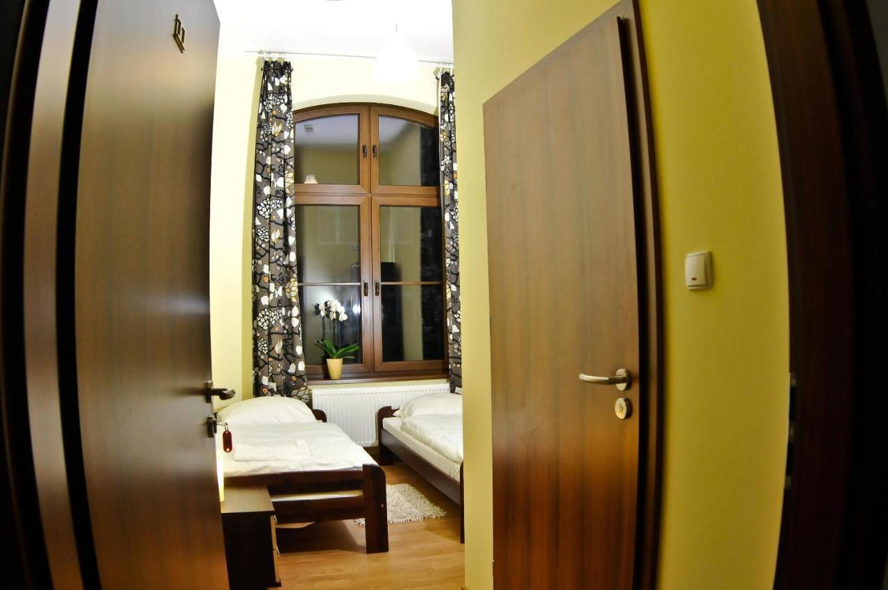 Big City Hostel Wroclaw Bagian luar foto
